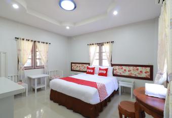 OYO 553 Kongsup Resort allows 18 year olds to book a room