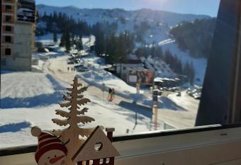Snowman Studio Apartment Jahorina has Balcony rooms