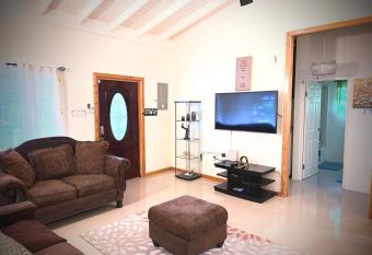 Sweet Holiday Haven allows 18 year olds to book a room