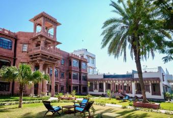 Daspan House allows 18 year olds to book a room