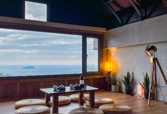 H& Jiufen The Ocean Theory allows 18 year olds to book a room