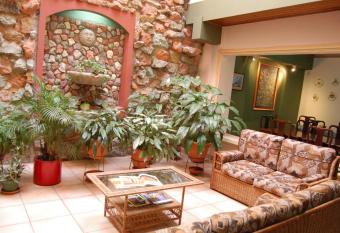 Hotel Alsacia allows 18 year olds to book a room