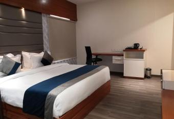 Robusta Inn has Balcony rooms