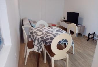 FLAMANITA APARTMENTS has Balcony rooms