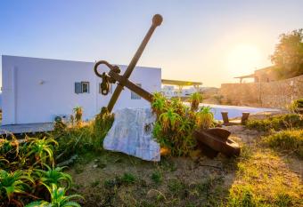 Paradise Estate Community has Balcony rooms