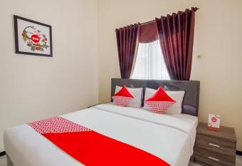 OYO 2771 D soetta allows 18 year olds to book a room