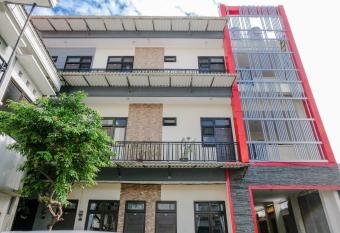 OYO Life 2744 Guest House Qudsi allows 18 year olds to book a room