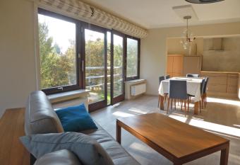 Vanden Broeck allows 18 year olds to book a room