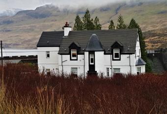 Loch Arklet House has Balcony rooms