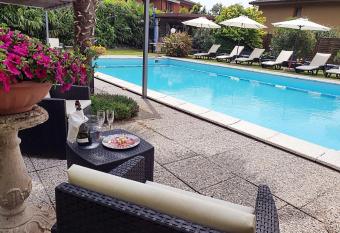 Apartment Lake Maggiore - Gelsomino has Balcony rooms
