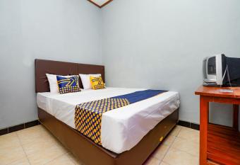 SPOT ON 2821 Griya Kawula Syariah allows 18 year olds to book a room