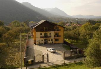 Casa Dracula by Pro Lex has Balcony rooms