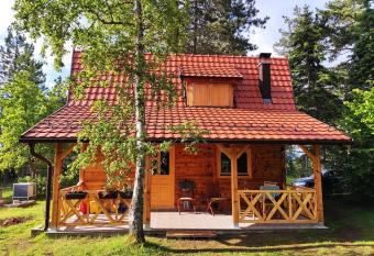 Brvnara 23 minimum 2 no  i has Balcony rooms