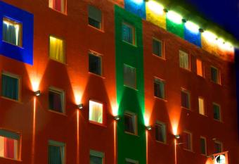 1st Creatif Hotel Elephant allows 18 year olds to book a room