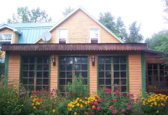 Maison du Voyageur has Balcony rooms