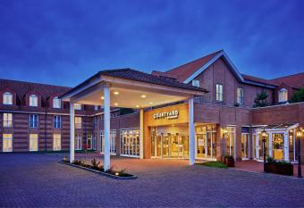 Courtyard by Marriott Schwerin allows 18 year olds to book a room