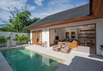 Kubu Dimel Suites and Villas Resort has Balcony rooms