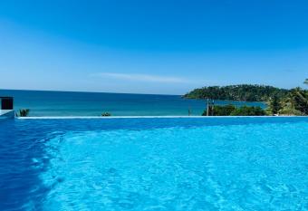 One World Mirissa has Balcony rooms