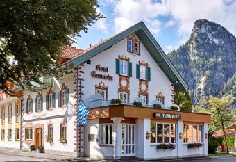 AKZENT Hotel Turmwirt ***S has Balcony rooms