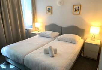 Hotel Berg allows 18 year olds to book a room