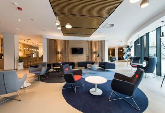 Holiday Inn Express Warsaw - Mokotow, an IHG Hotel allows 18 year olds to book a room