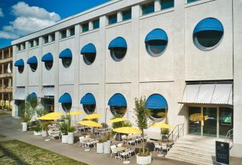 Silo Design & Boutique Hostel Basel allows 18 year olds to book a room