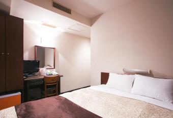 Hamamatsu Station Hotel - Vacation STAY 65845 has Smoking rooms