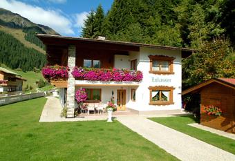 G  stehaus Lukasser has Balcony rooms