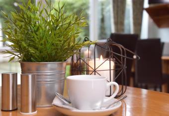 Palazzo Hotel allows 18 year olds to book a room