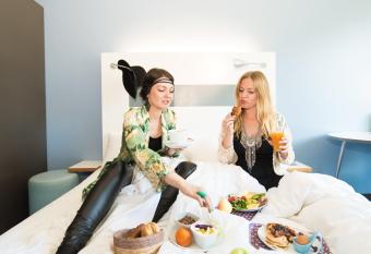 Ku Damm 101 Hotel has Balcony rooms