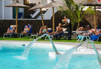 Hotel Siroco - Adults Only has Balcony rooms