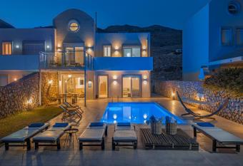 Lindos Villa Agape has Smoking/Balcony rooms