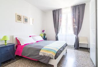 NEW CITY CENTER allows 18 year olds to book a room