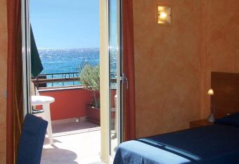 B&B Acqua di Mare has Balcony rooms