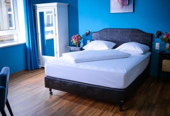 SmartHotel Mystique Self check-in allows 18 year olds to book a room