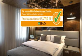 Hotel Esplanade Dortmund allows 18 year olds to book a room