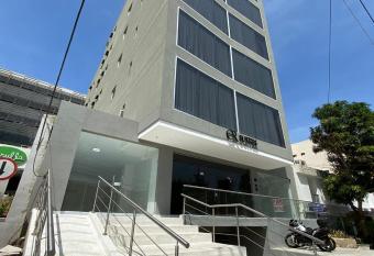 Hotel OR Suites allows 18 year olds to book a room