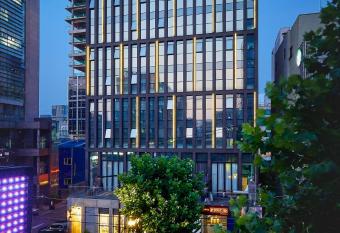 Hotel POCO Seongsu has rooms with a private hot tub