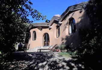 La Bergerie et La Grange du Moulin de Tr  dos has Balcony rooms
