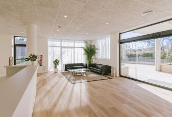 CIM Aparthotel has Balcony rooms