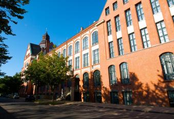 G  steresidenz PelikanViertel has Smoking rooms