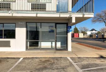 Studio 6 Wichita, Ks - Airport allows 18 year olds to book a room