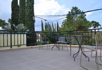 Rumah Kuning Bandung has Balcony rooms