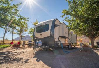 Fully Setup RV for Glamping OK64 allows 18 year olds to book a room