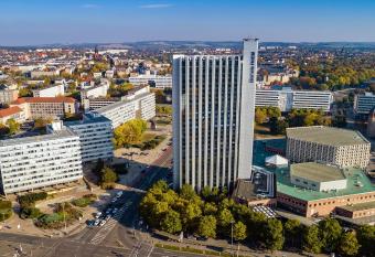 Dorint Kongresshotel Chemnitz allows 18 year olds to book a room