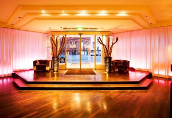 Bristol Hotel - Frankfurt City has Balcony rooms