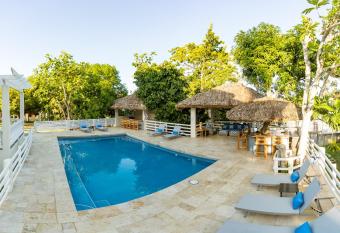 Blue Paloma Bed & Breakfast has Balcony rooms