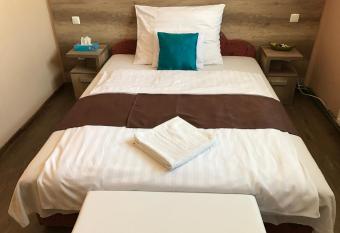 Abszol  t Hotel   s Panzi   has Balcony rooms