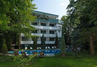 Elmar Hotel has Balcony rooms