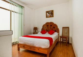 OYO Hotel Montes, Atlixco Puebla allows 18 year olds to book a room